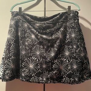 2/10 ❤️ Tranquility by Colorado Clothing skort